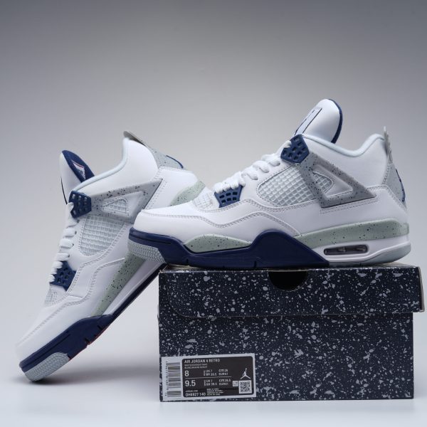 Air Jordan 4 Retro 'Midnight Navy