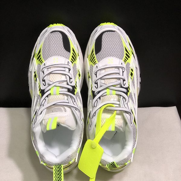 14·4-scaled-1.jpg OFF-WHITE Be Right Back