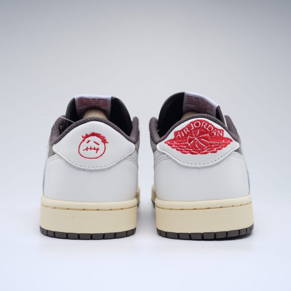 Travis Scott x Air Jordan 1 Low OG SP "Sail and Ridgerock