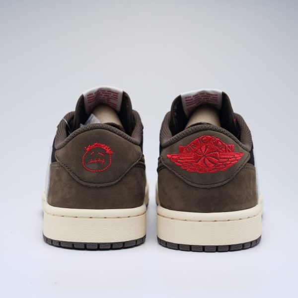 Air Jordan 1 Retro Low OG SP Travis Scott Mocha