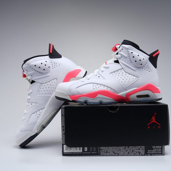 Jordan 6 Retro Bulls 2010