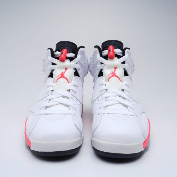 Jordan 6 Retro Bulls 2010