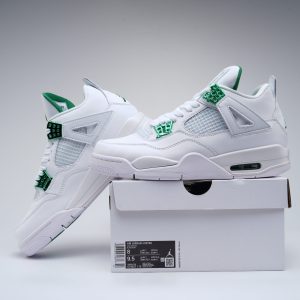 Air Jordan 4 Retro 'Metallic Green'