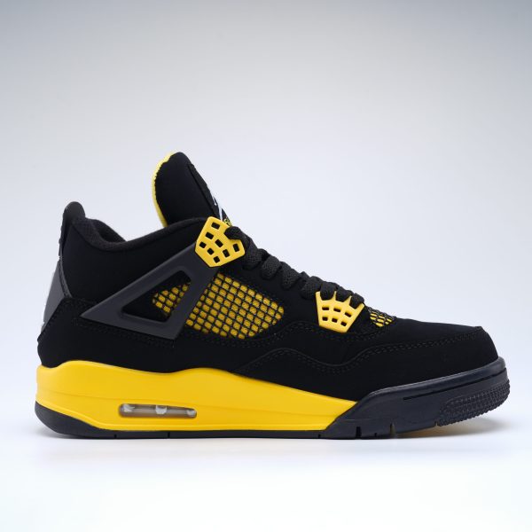 Air Jordan4 Retro Thunder 2023